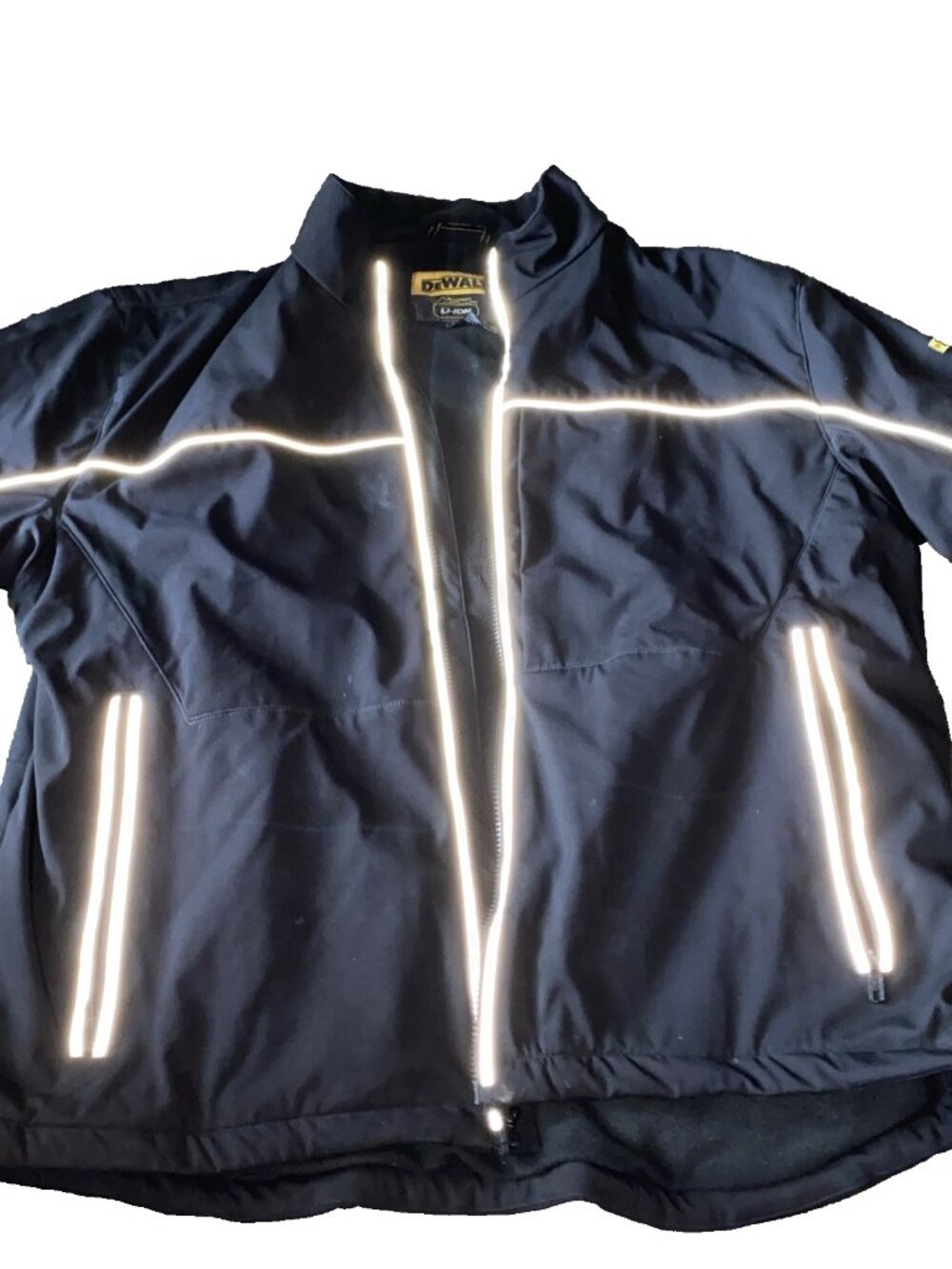 DEWALT DCHJ07-XL Lightweight Soft-Shell Heated Jacket Kit - XL EUC NO BATTERY